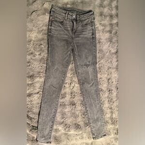 American Eagle Outfitters Women’s Skinny Jeans in Washed Black (sz 4 reg) NWOT